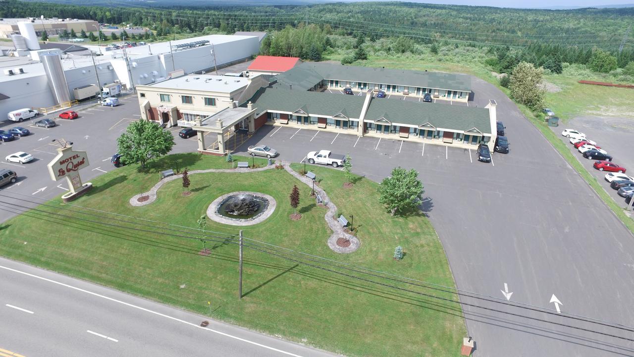 Hotel Motel Le Quiet Lac-Mégantic Buitenkant foto